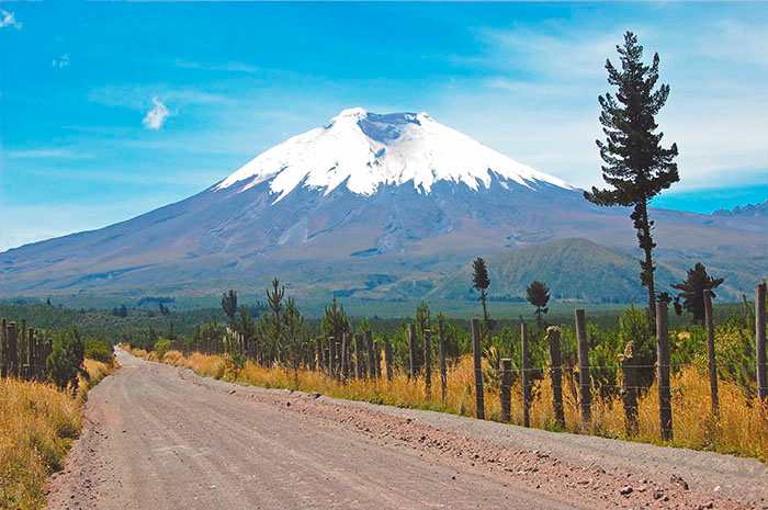 Cotopaxi e Otavalo Cultural